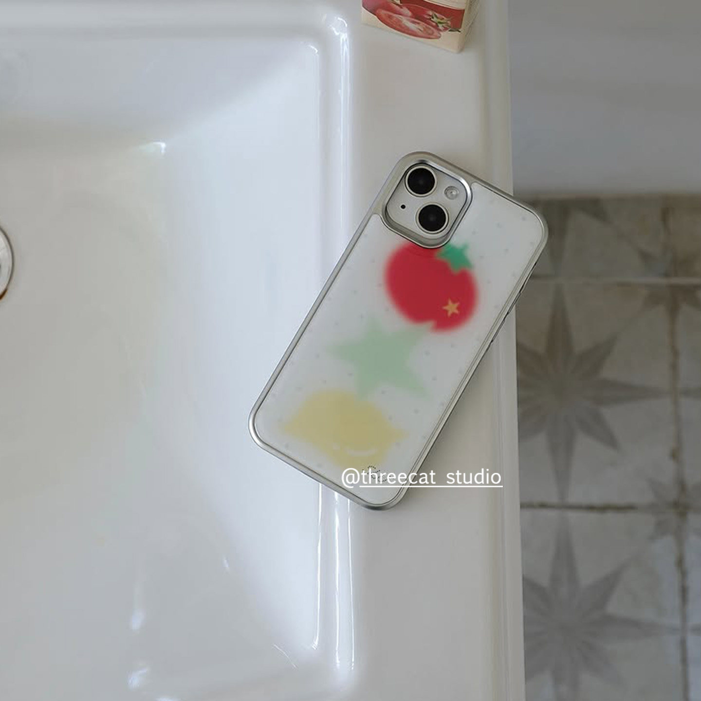 Back Cover Adhesive - غطاء هاتف كوري بتصميم نجمة الطماطم