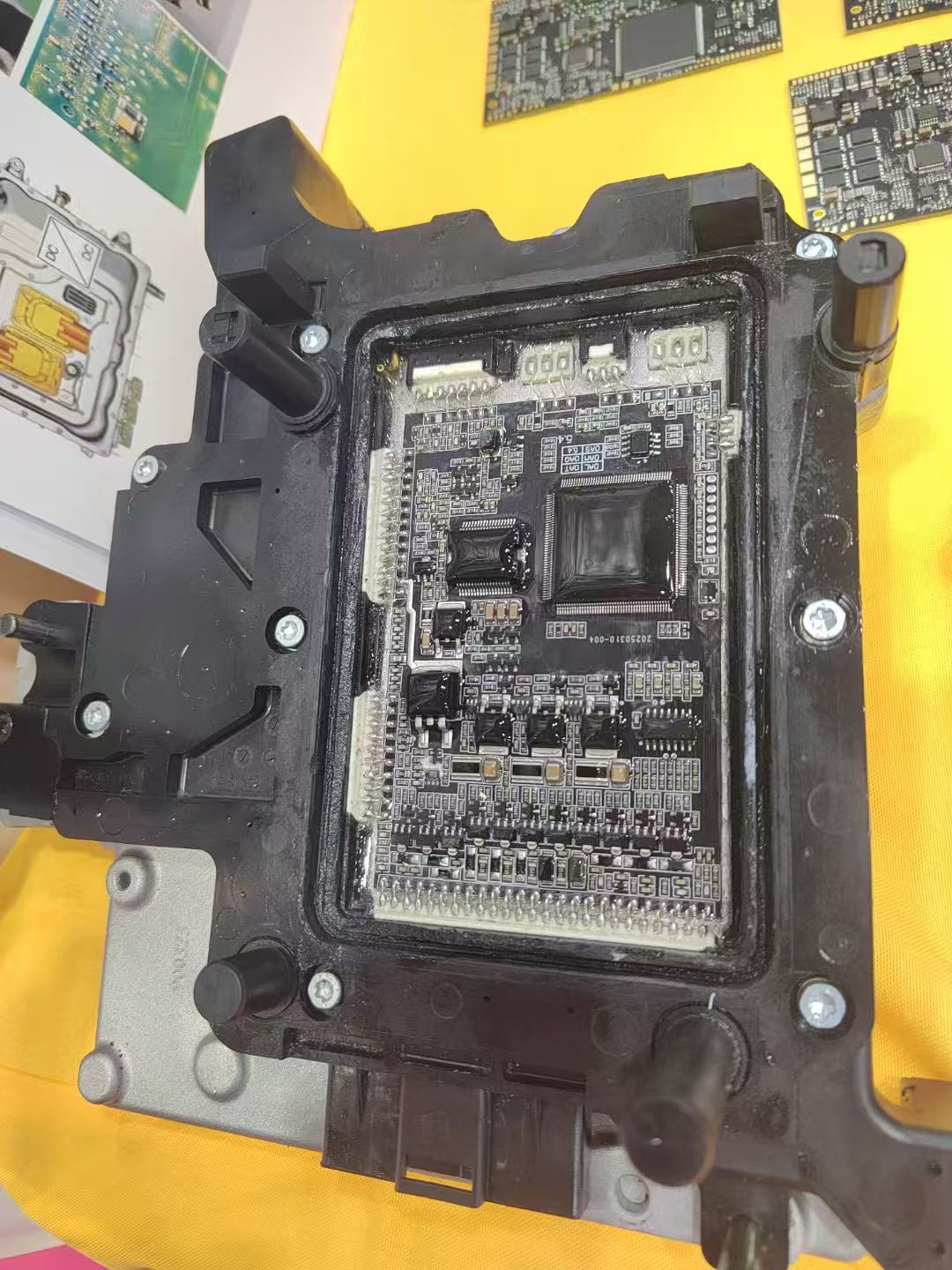 قطع غيار إصلاح نظام نقل الحركة - مراجعة Electronic Repairing وسعره